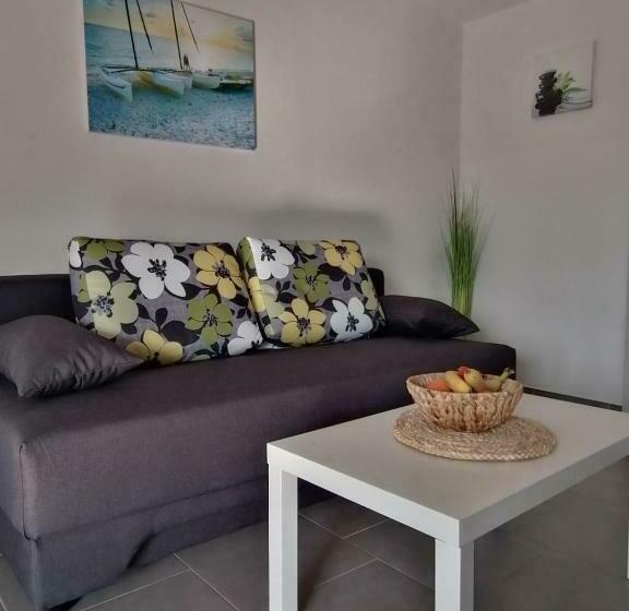 Apartmani Sirius Rogoznica