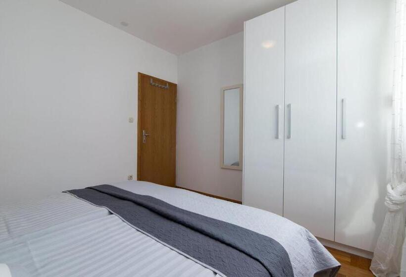 Apartment Mirela