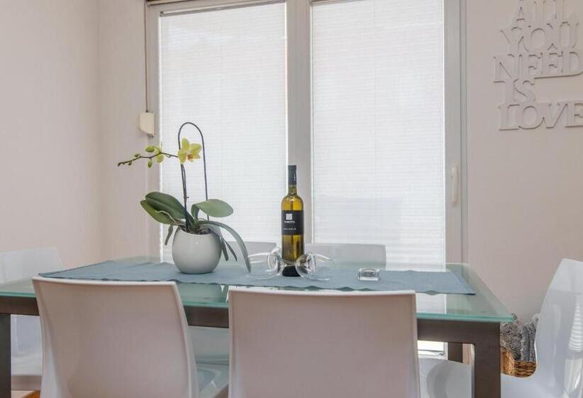 Apartment Mirela