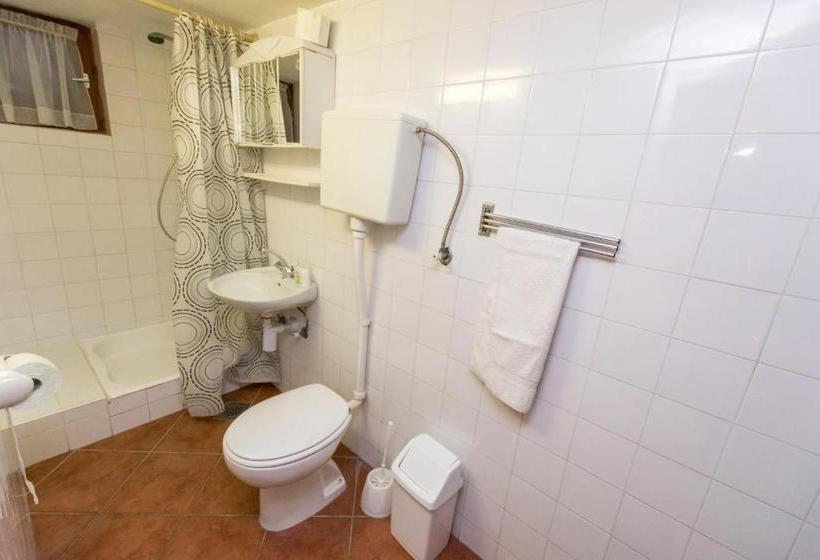 Apartment Primosten Studio