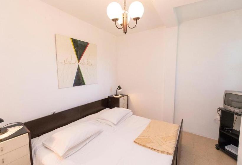 Apartment Primosten Studio