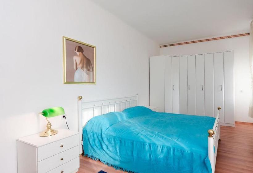 Apartments Andrijana