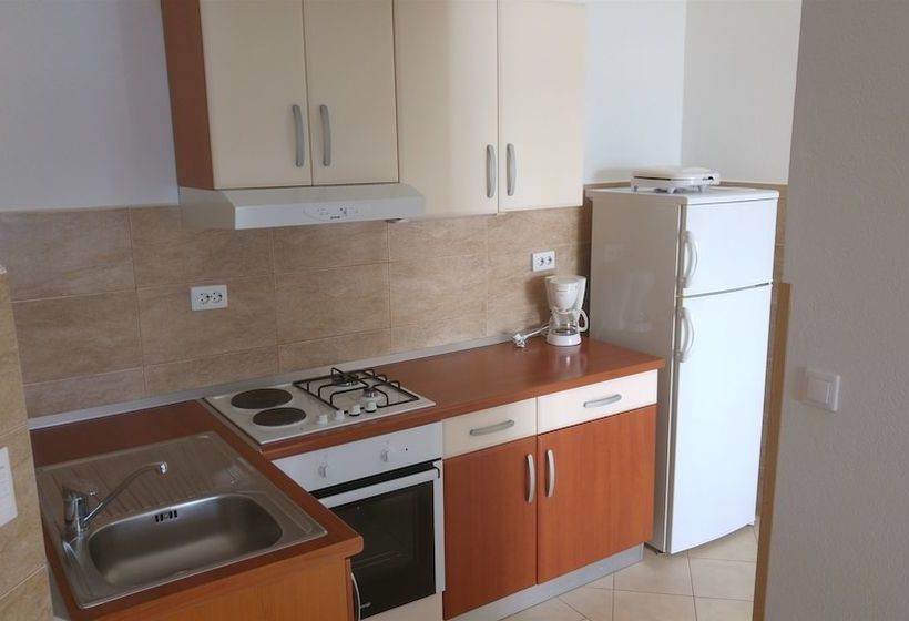 Apartments Dijana