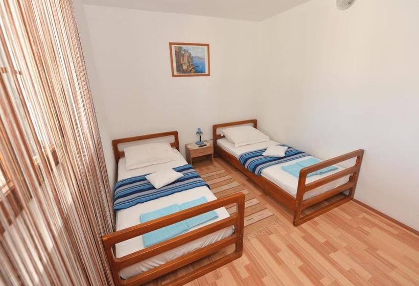 Apartments Ivan