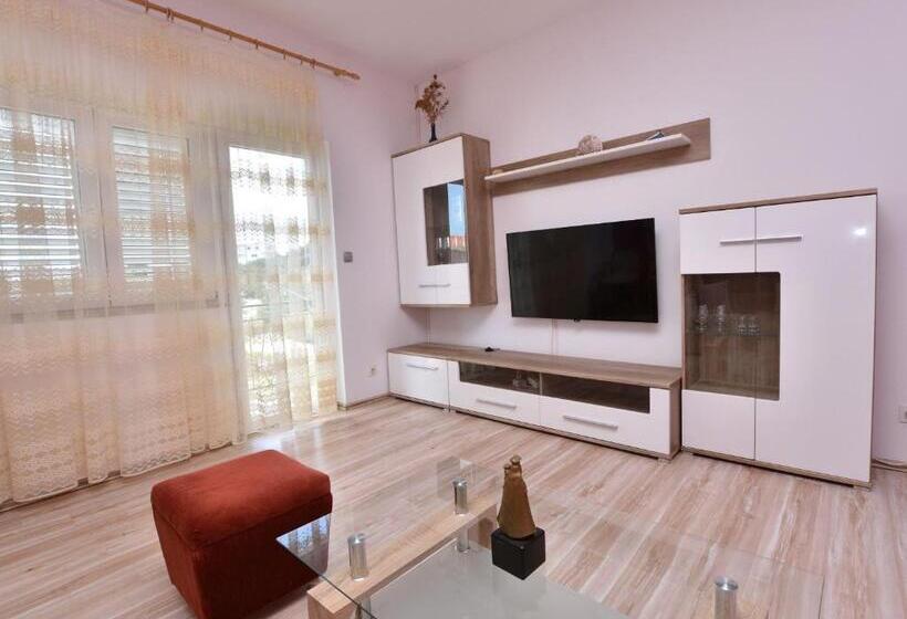 Apartments Jere Proto