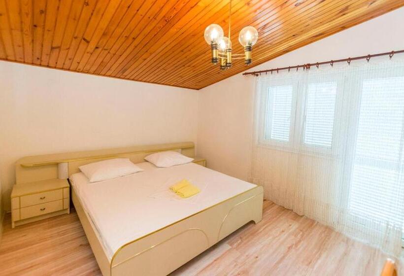 Apartments Jere Proto