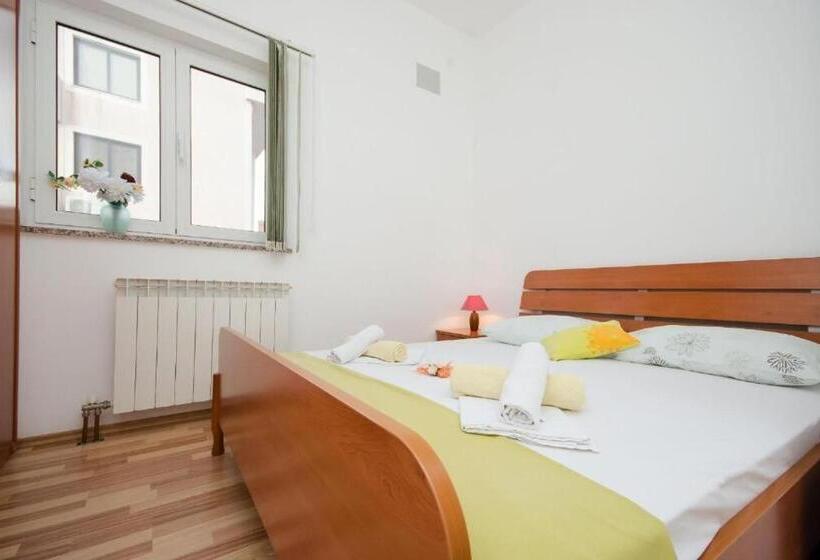 Apartments Krunoslav