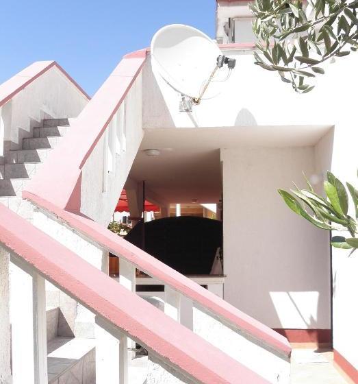 Apartments Zdrijac Nin 100 M To Beach Millenka  Ae1008