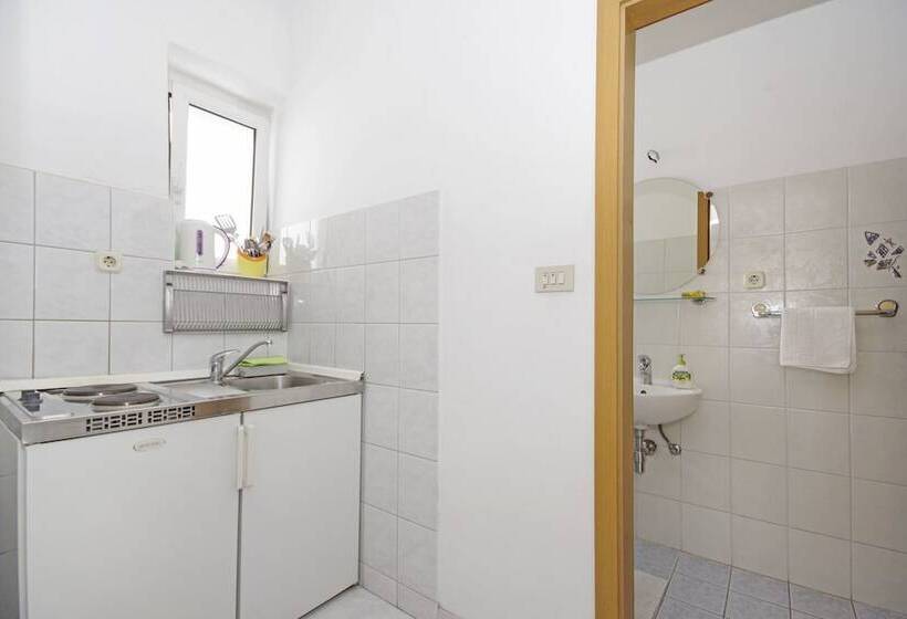 Apartments Slobodanka