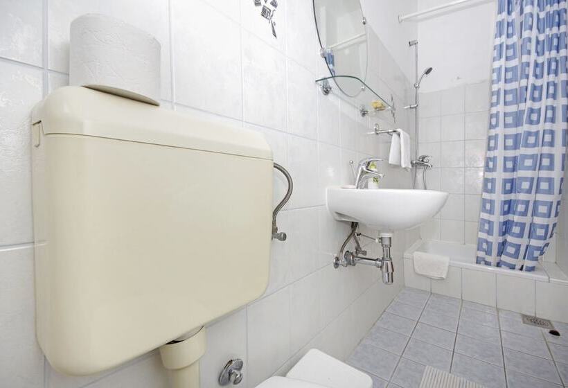 Apartments Slobodanka