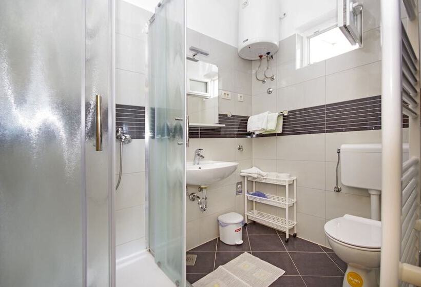 Apartments Slobodanka