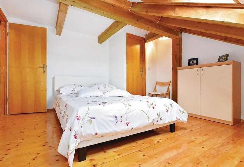 Apartmani Stupin čeline