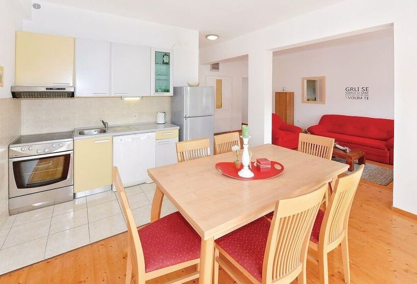 Apartmani Stupin čeline