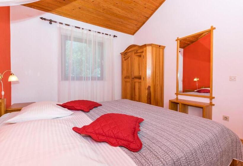 Apartments Villa Bok