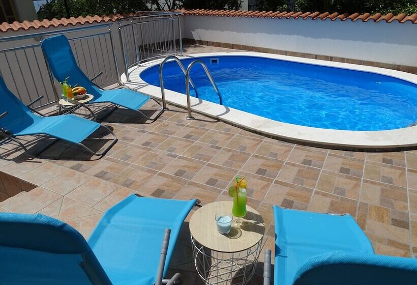 Apartments Villa Maria