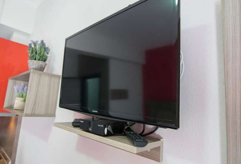 Avra Comfort Rooms  Family