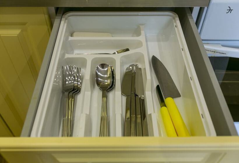 Dobriye Sutki   Elektromontazhnyy 11