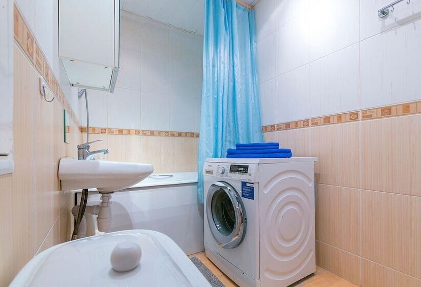 Dobriye Sutki Liteinaya 44a