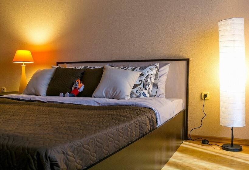 Dobriye Sutki Liteinaya 44a