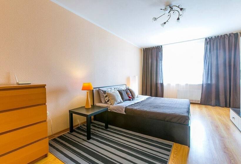 Dobriye Sutki Liteinaya 44a