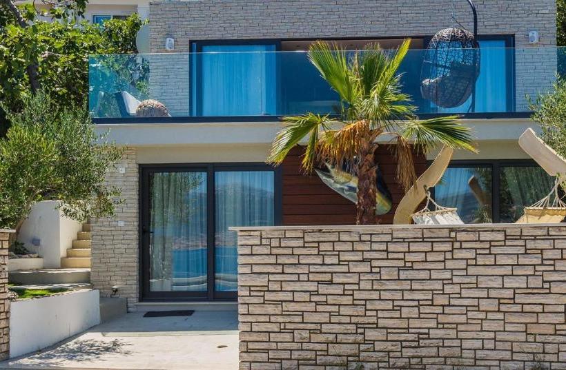 Villa Arbanessa With Heated Pool