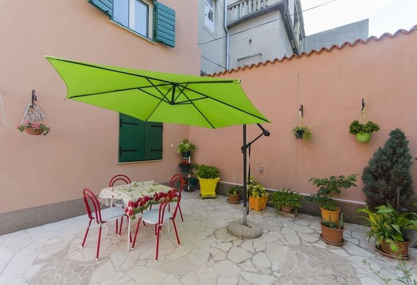 House Poets Street In Old Sibenik