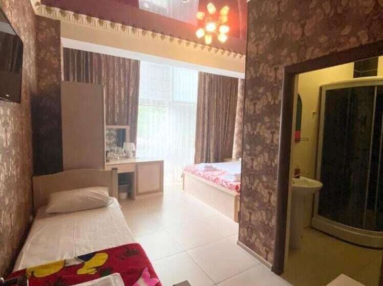 ペンション Gostevoy Dom Na Volodarskogo