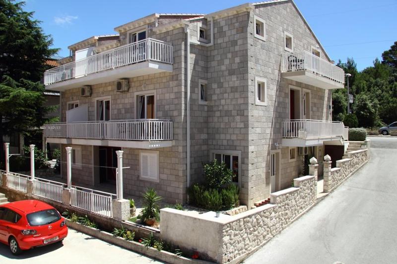 Apartments Pavo