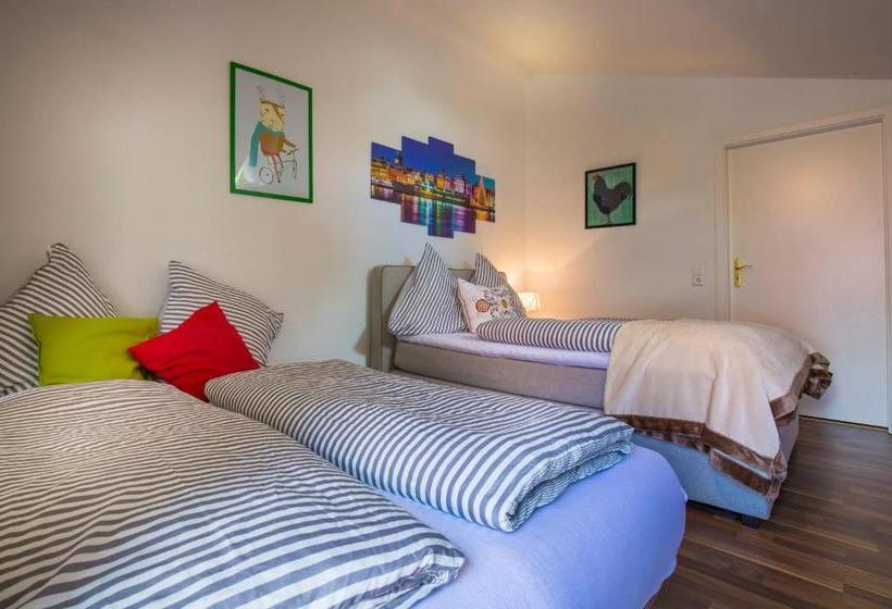 Studio Luxembourg   Epa