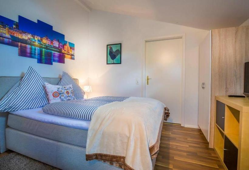 Studio Luxembourg   Epa