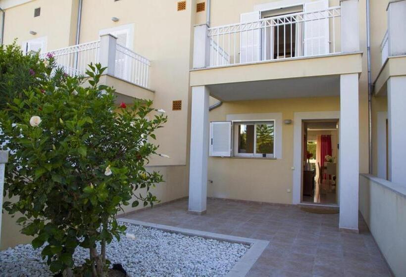 Spacious House Near Port De Pollenca With Pool