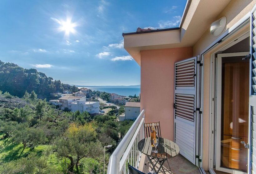 Apartments Seaview