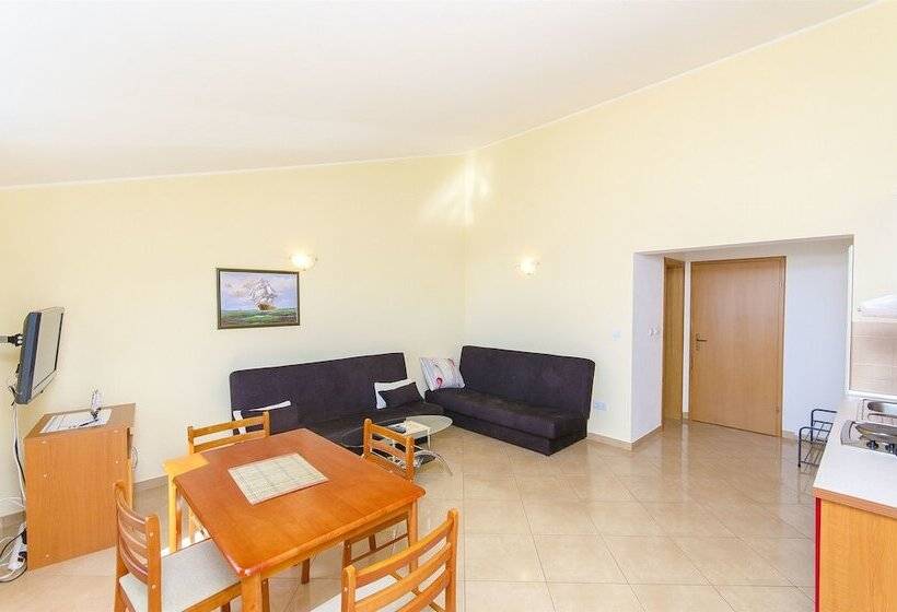 Apartments Seaview