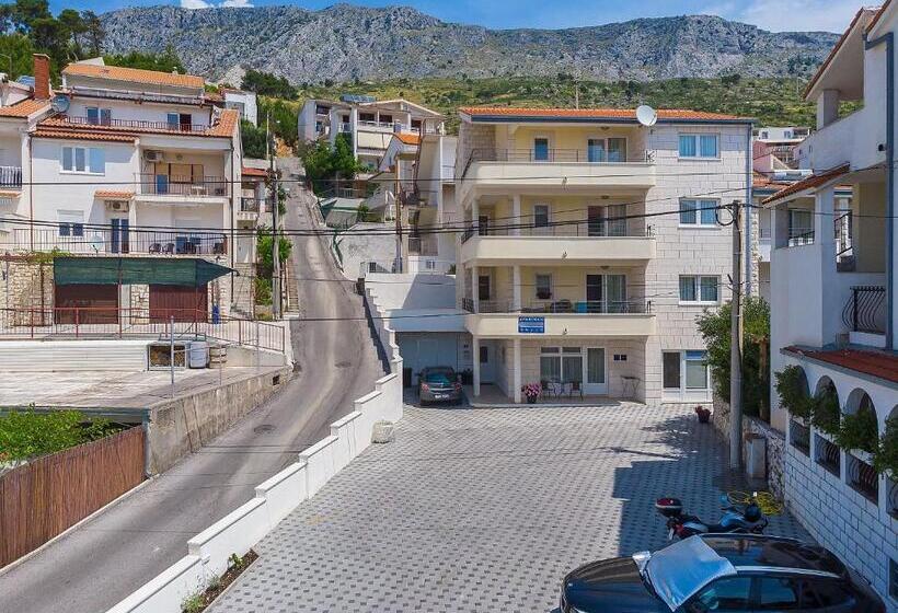 Apartments Villa Aquamarine