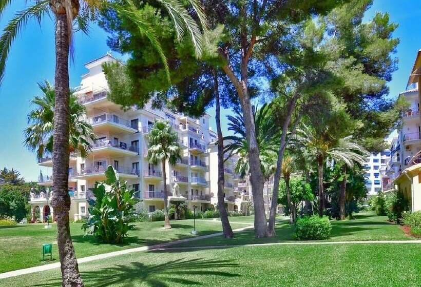 Beachfront Urb. Luxury Apartment 1