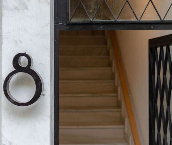 Chandakos 8 Design Apts