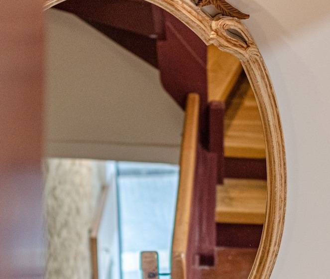 Chandakos 8 Design Apts