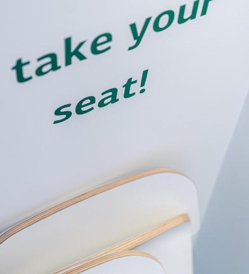 Chandakos 8 Design Apts