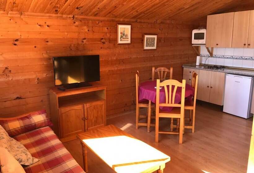 בית מלון כפרי Camping Balneario Los Delfines