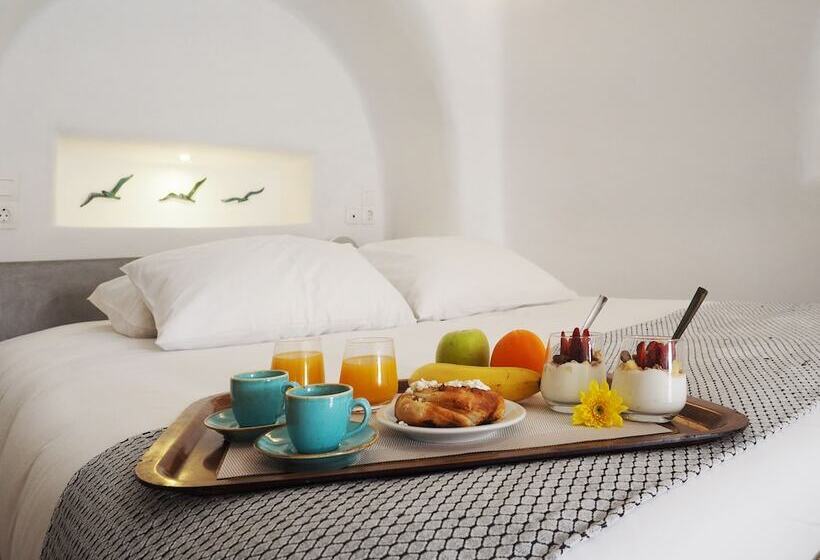 Hotel Danae Suites Santorini