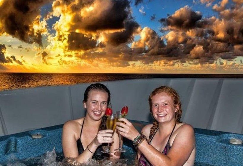 酒店 Reef Encounter