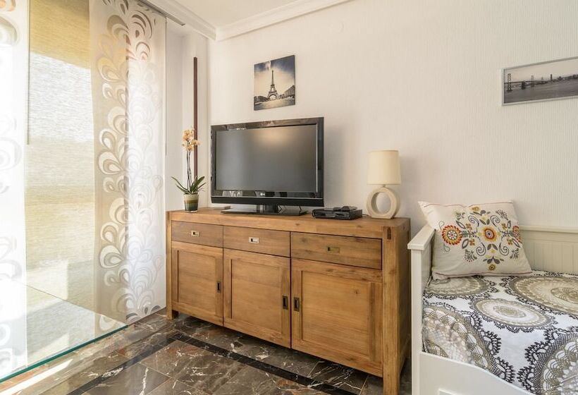 Lovely Studio Cartago