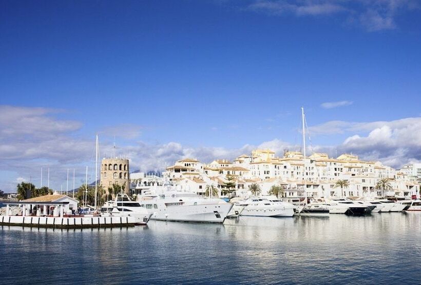 New Skandinavian Penthouse 5min To Beach