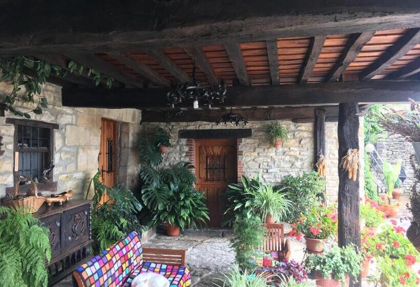 פנסיון Casa Los Laureles