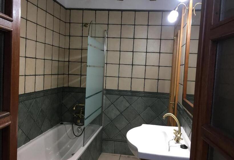 פנסיון Casa Los Laureles