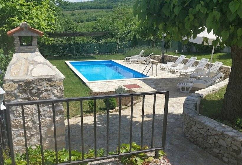 פנסיון Guest House Valentino