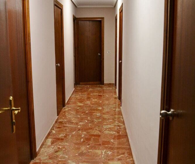 پانسیون Tres Puentes Anguiano