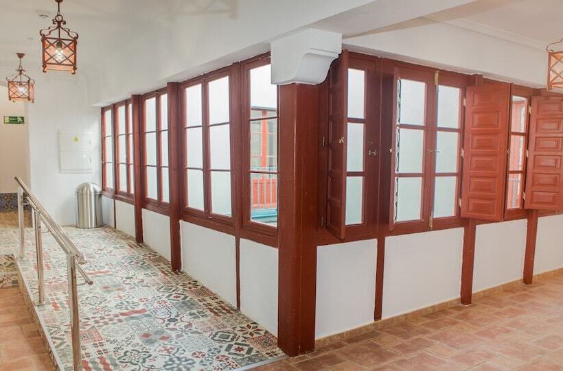 Pensionat Vivian S Guest House