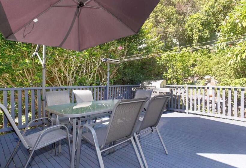 Randall Family Retreat 22b Randall Drive