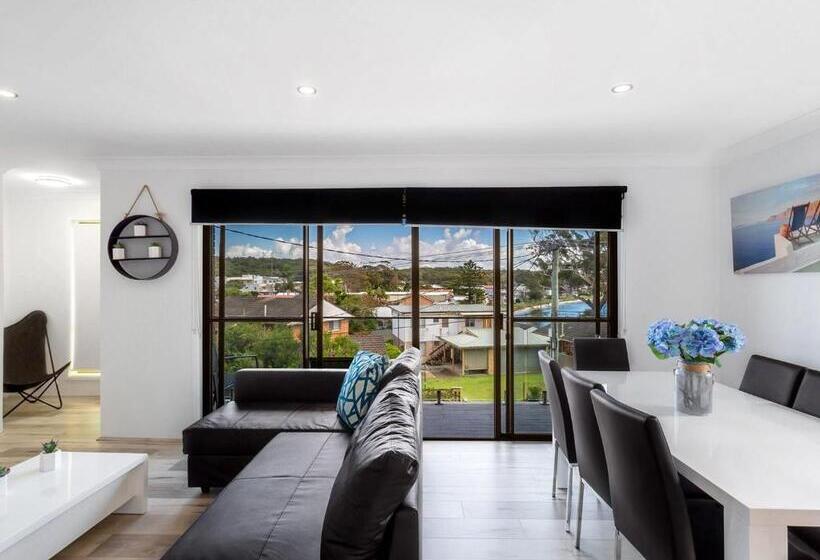 Randall Family Retreat 22b Randall Drive